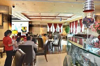 Legacy Hotel Apartments Dubai Aparthotel